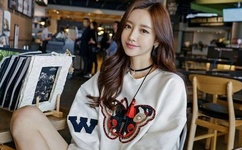 欧美亲胸揉胸膜下刺激免费视频